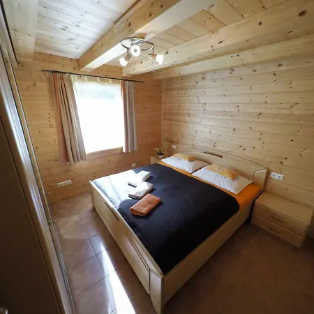 Blasge Kamp alanı *